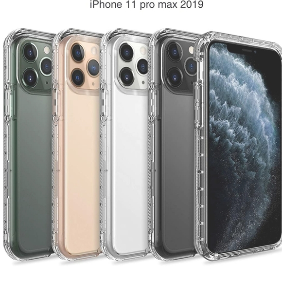 iPhone 11 pro max Clear case - Picture 2 of 3